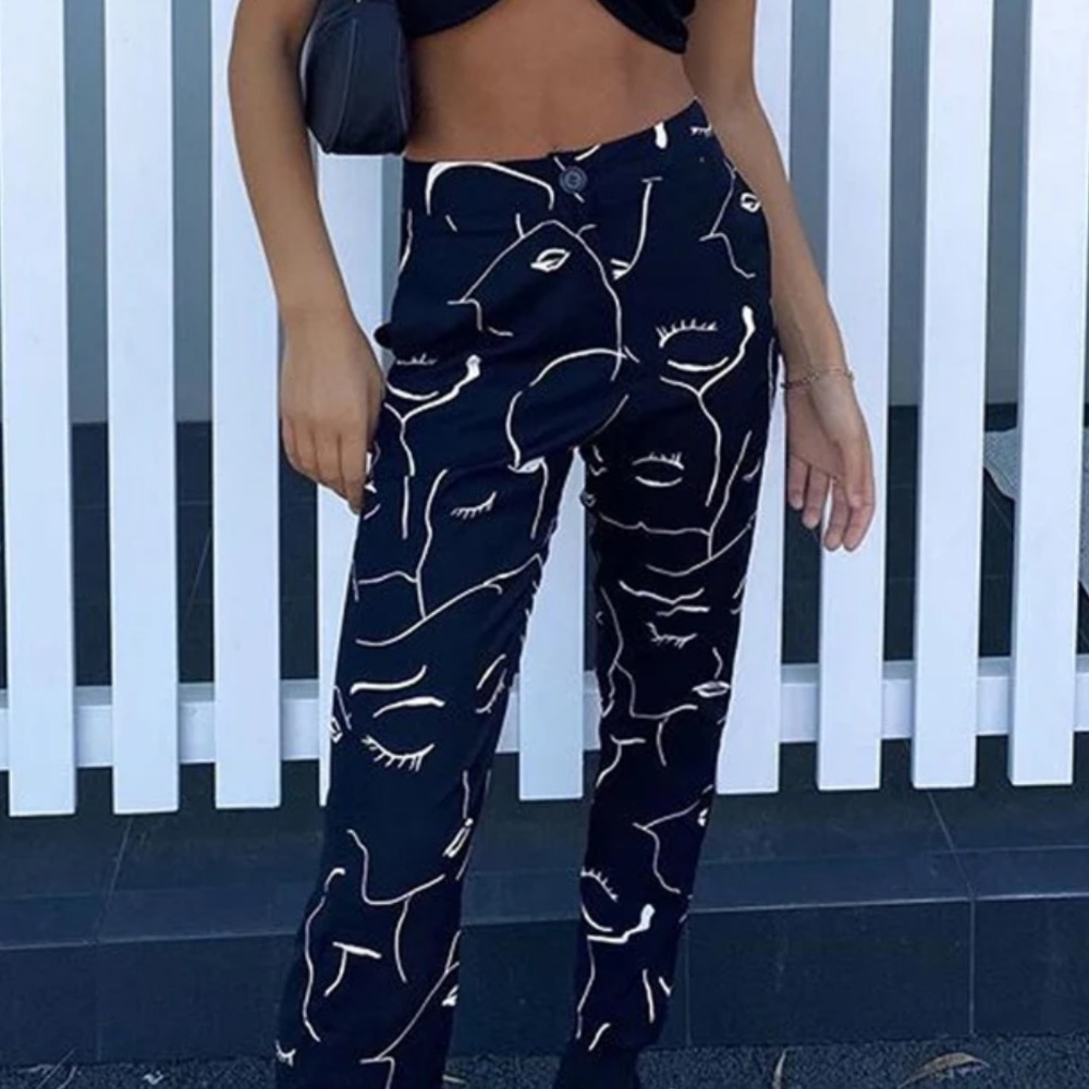 Princess Polly Zavia Pants Trousers with Printed Silhouette Faces, Size 2 - Picture 4 of 12